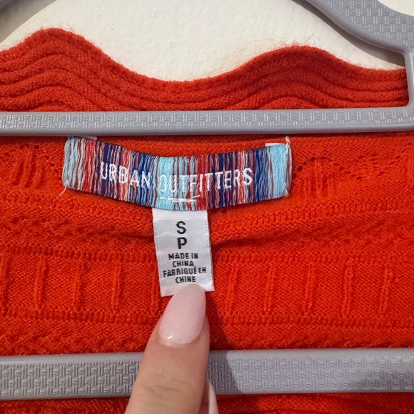 Urban Outfitters Women's Orange Crop Top with sleeves - Picture 3 of 4